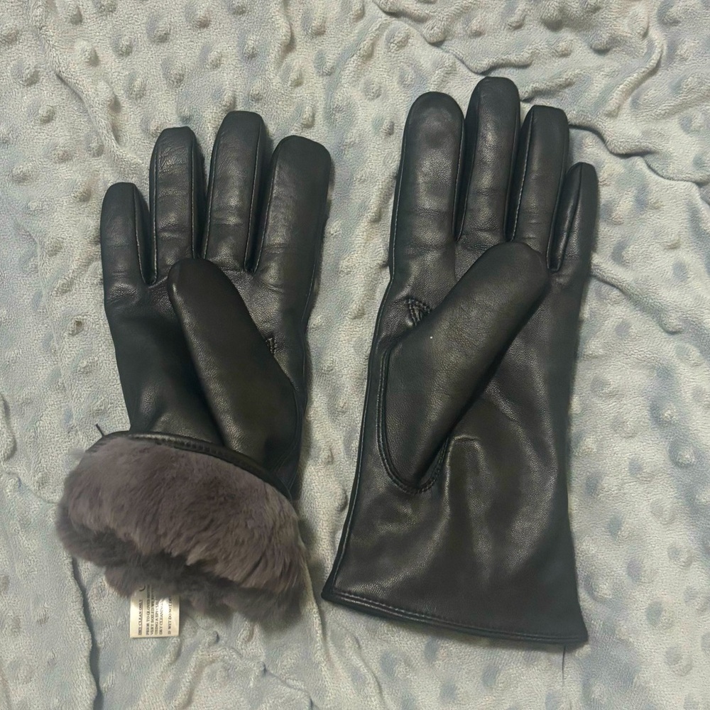 Winter gloves
